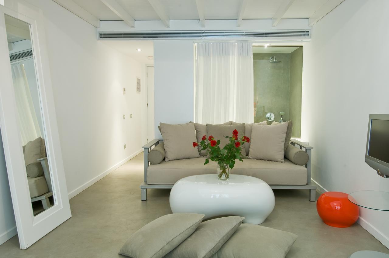 Perantzada 1811 Hotel